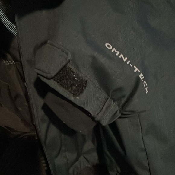 Columbia Coat - Picture 16 of 16